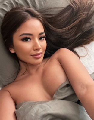 Girlfriend Experience Escort Jenny +971559453485